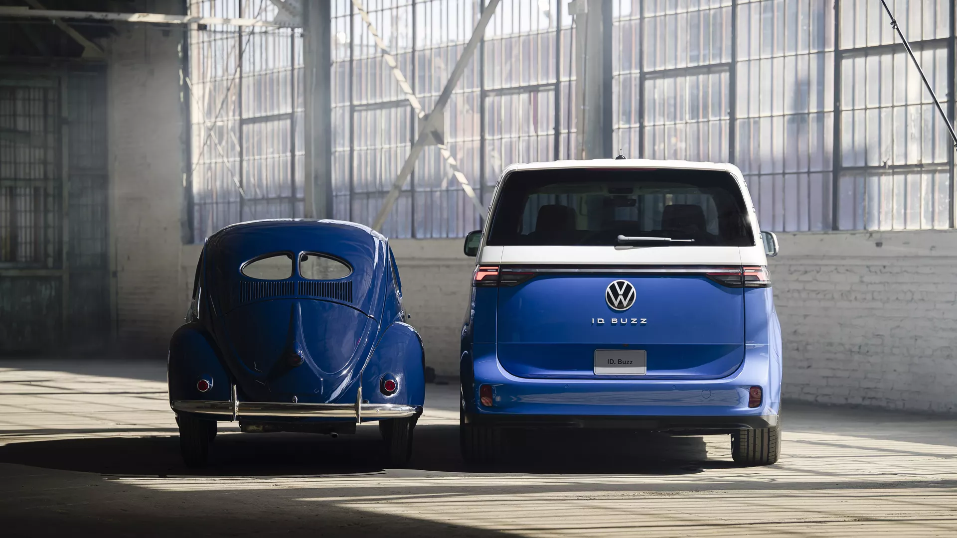 Volkswagen ID. Buzz et Coccinelle